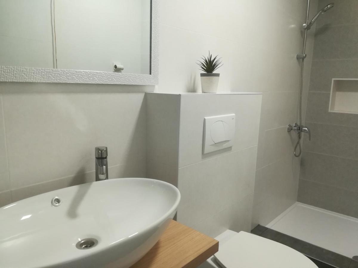 Apartmani Hermes Jadrija Exteriör bild