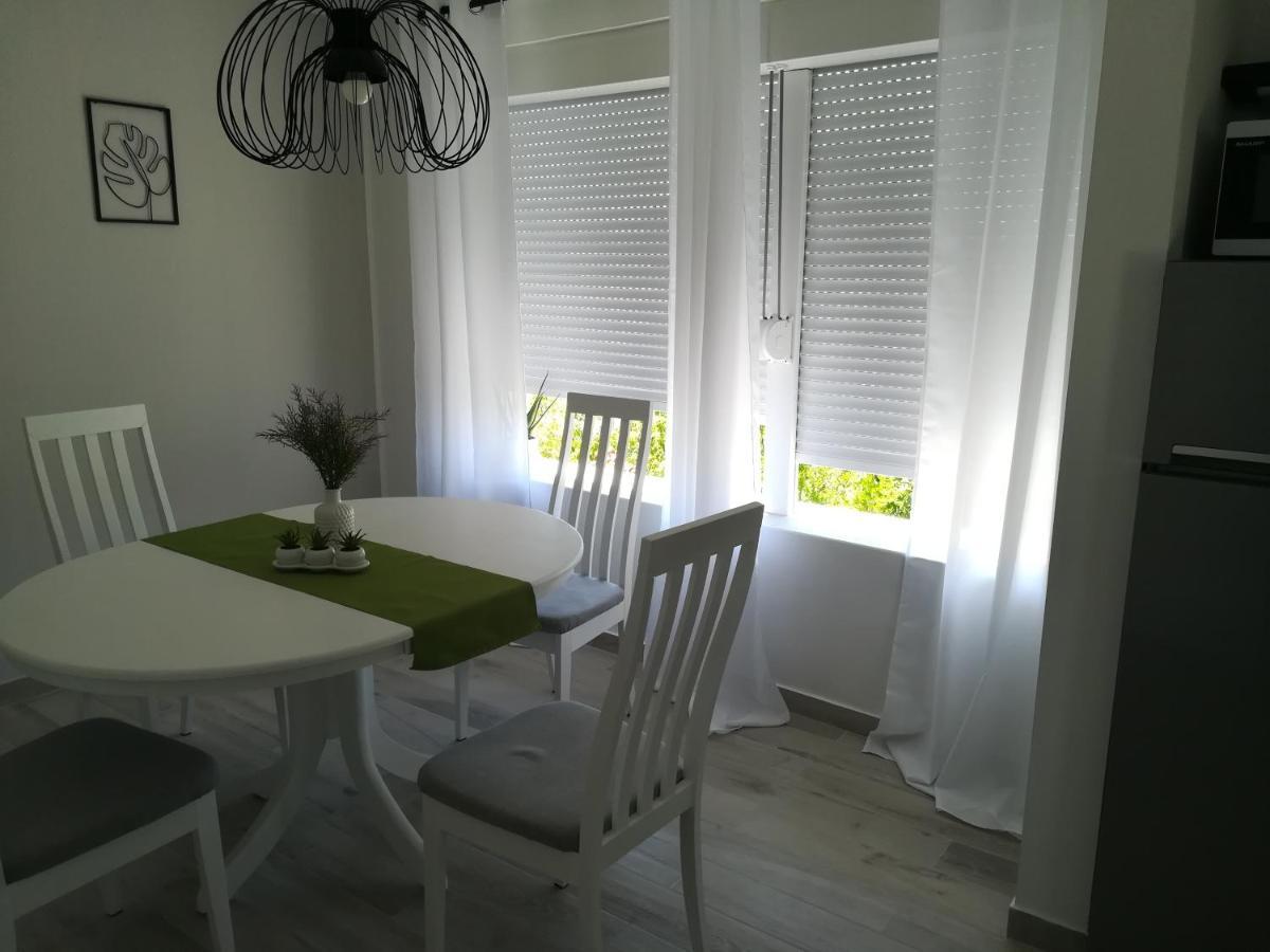 Apartmani Hermes Jadrija Exteriör bild